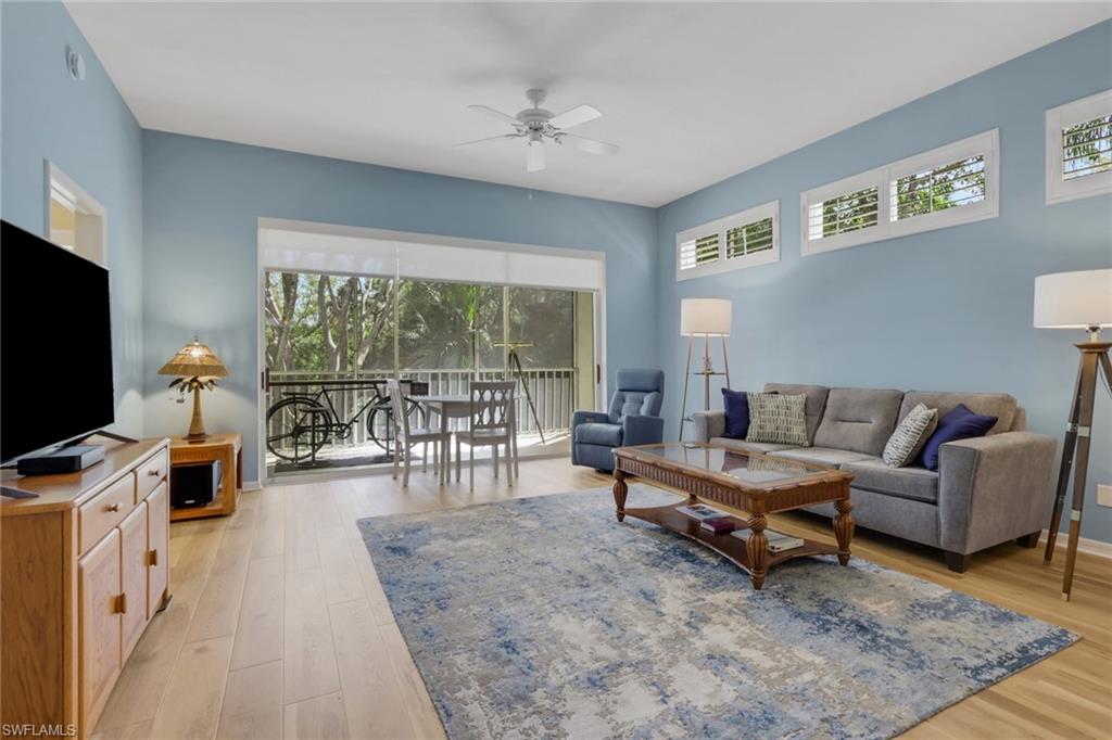 15116 Royal Fern CT B200