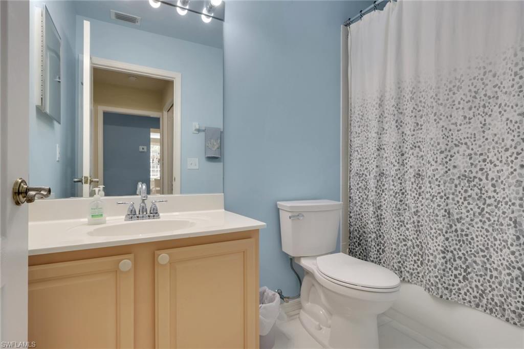 15116 Royal Fern CT B200