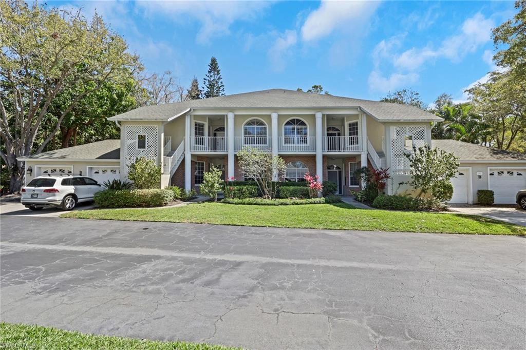 15116 Royal Fern CT B200