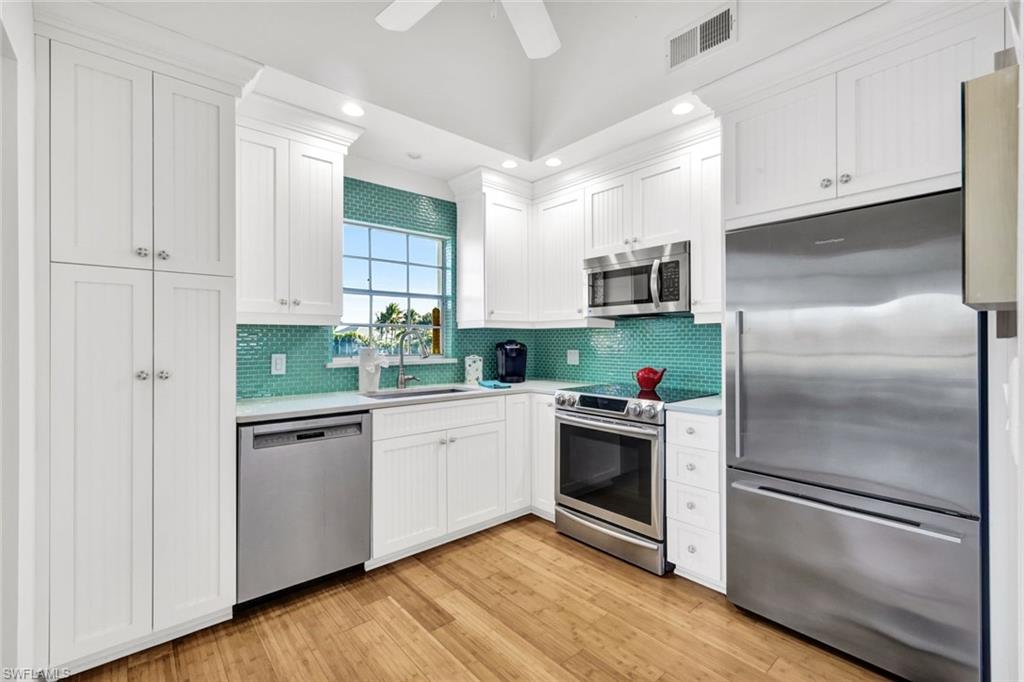 14985 Rivers Edge CT 236