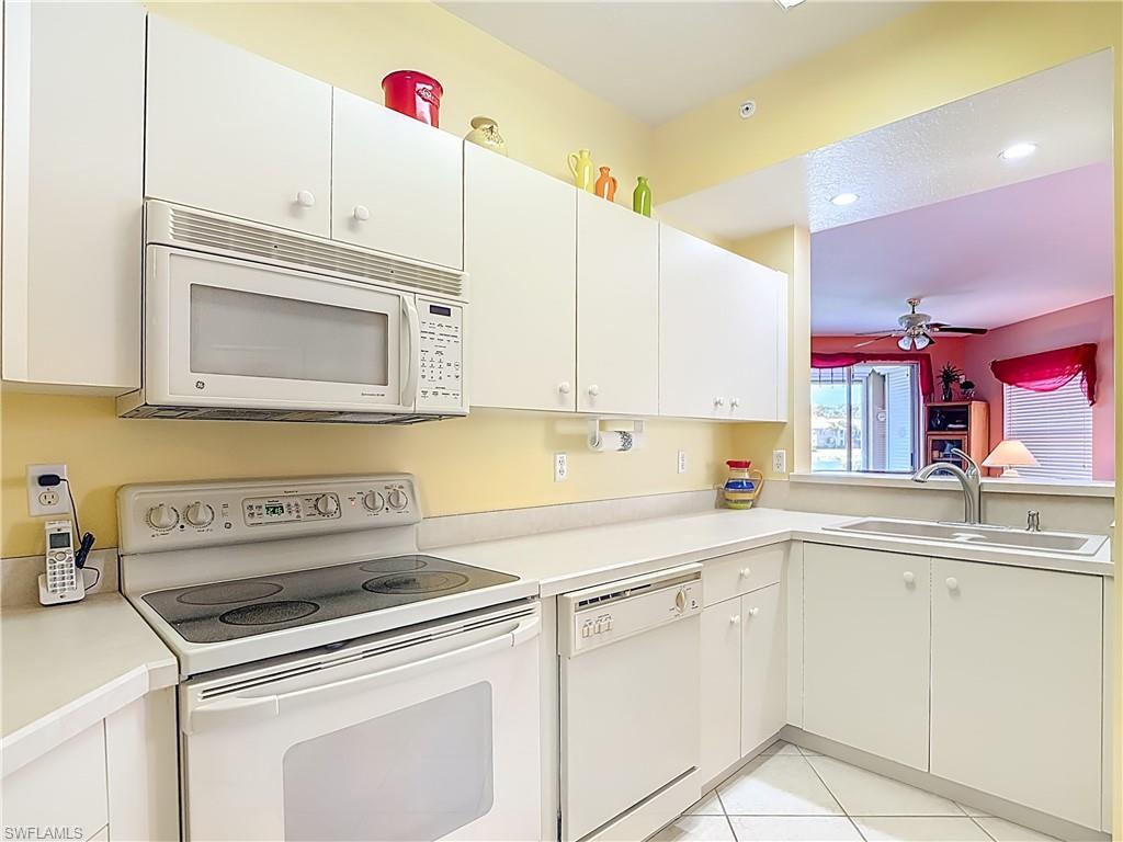 6930 Huntington Lakes CIR 104
