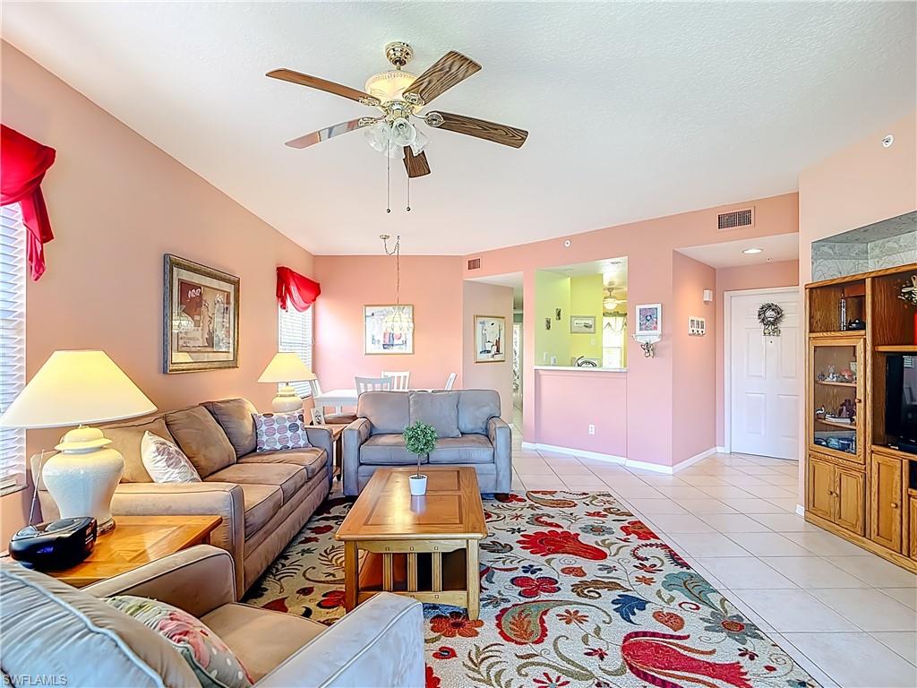 6930 Huntington Lakes CIR 104
