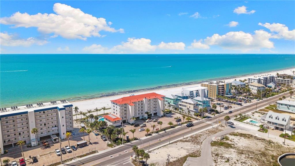 5000 ESTERO BLVD 305