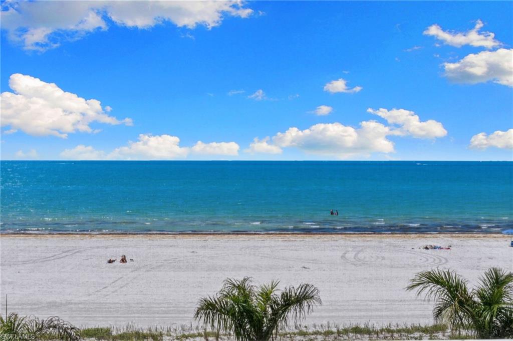 5000 ESTERO BLVD 305