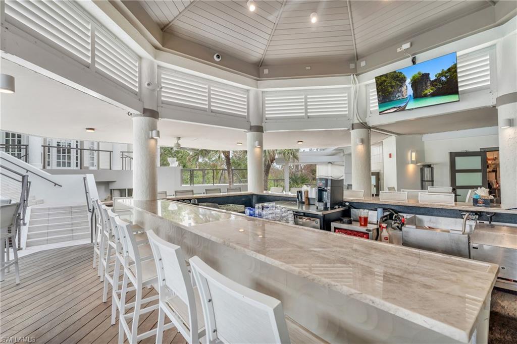 328 SEDGWICK CT