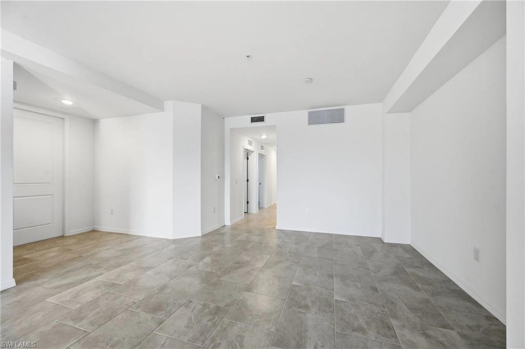 5609 Newcastle CT 5411