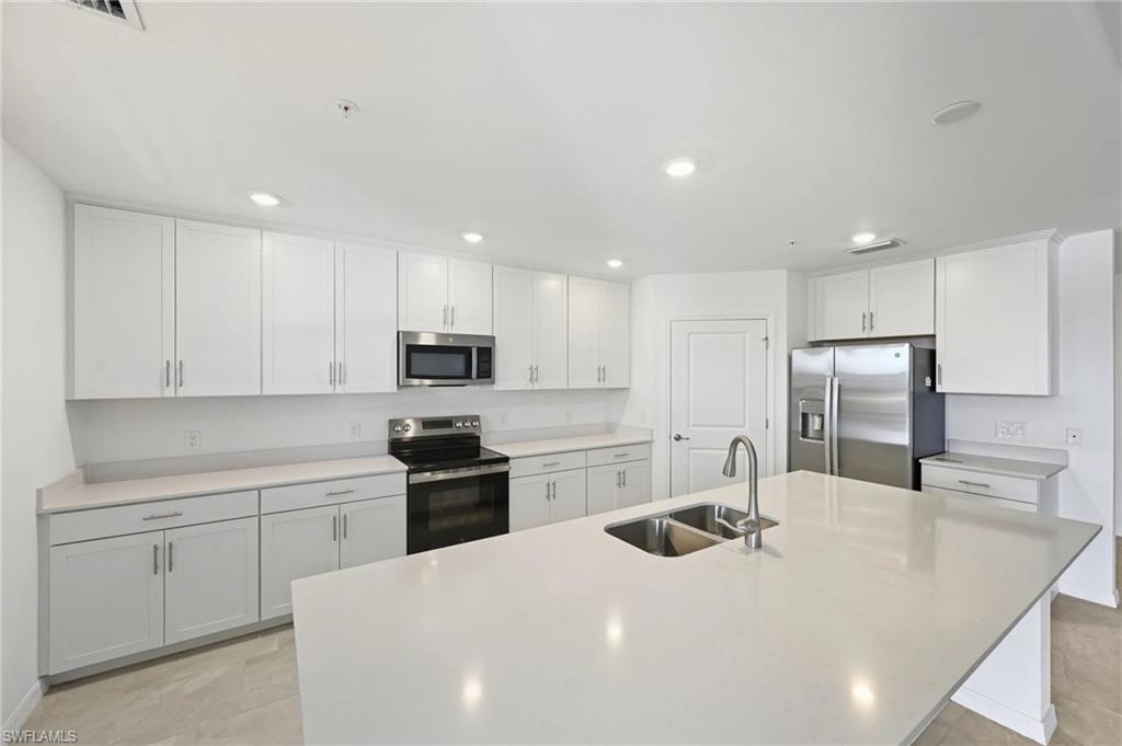 5609 Newcastle CT 5411