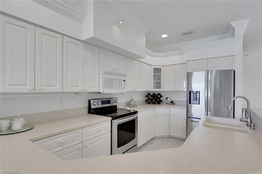 8995 Lely Island CIR