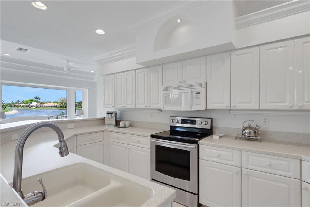 8995 Lely Island CIR