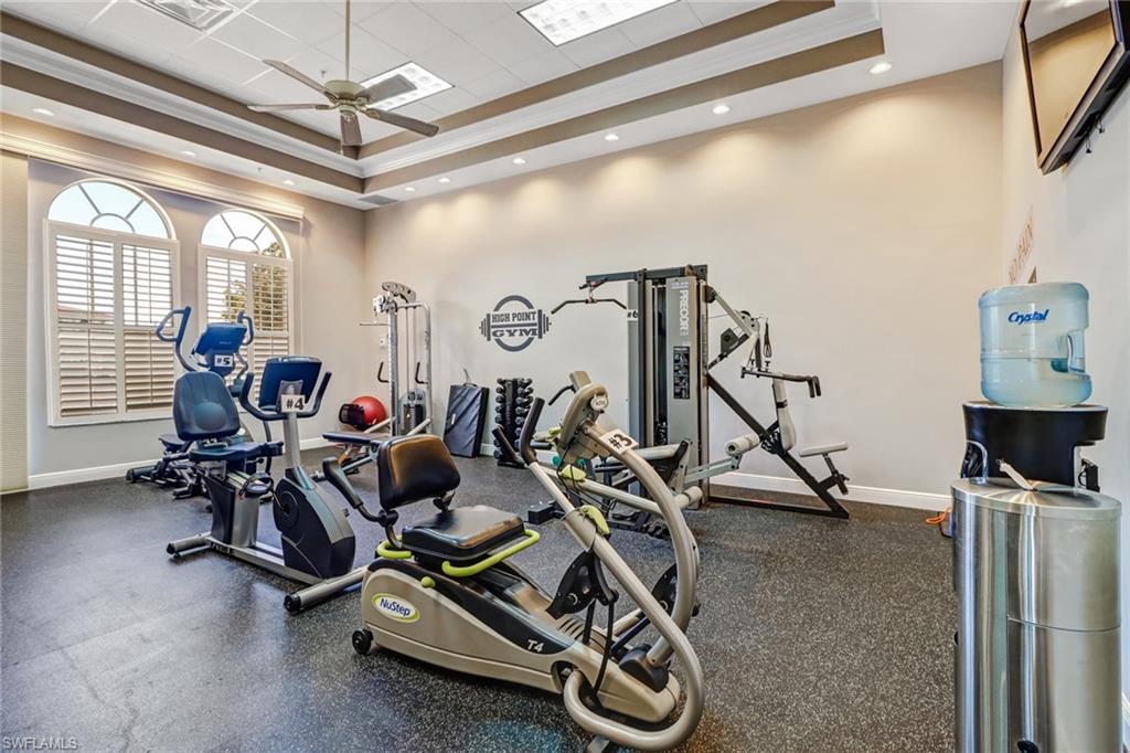 5 High Point CIR W 211