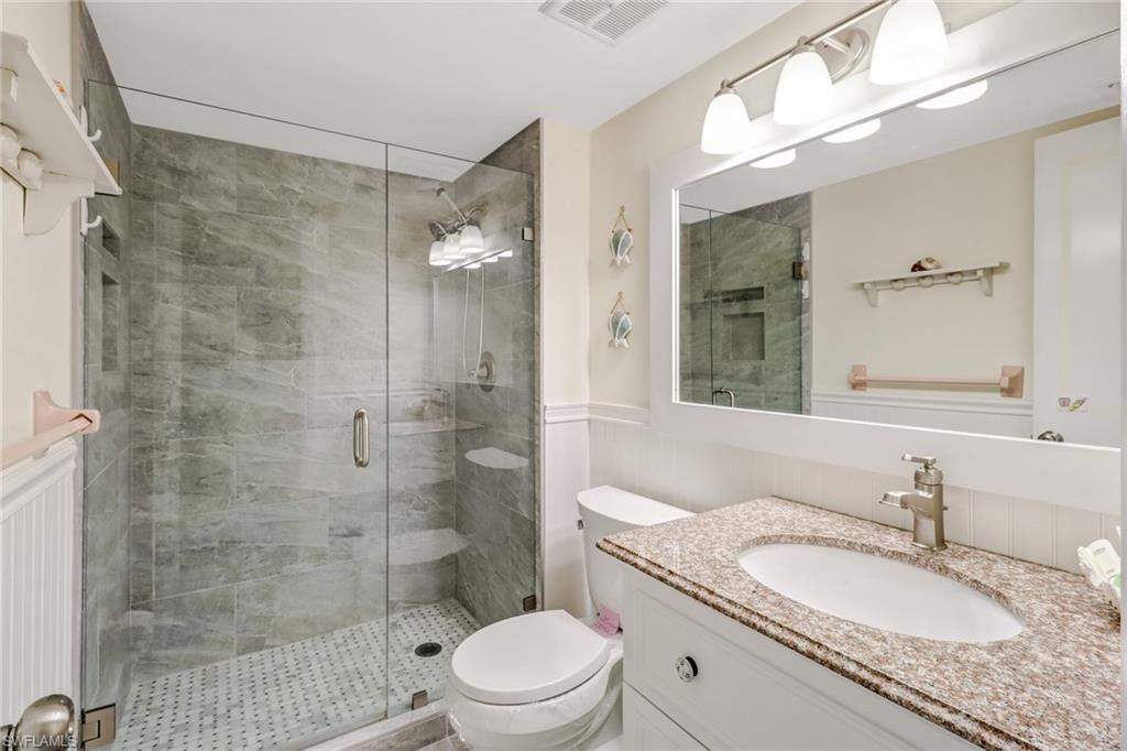 5 High Point CIR W 211