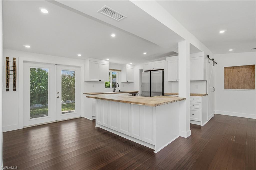 2300 Estey AVE