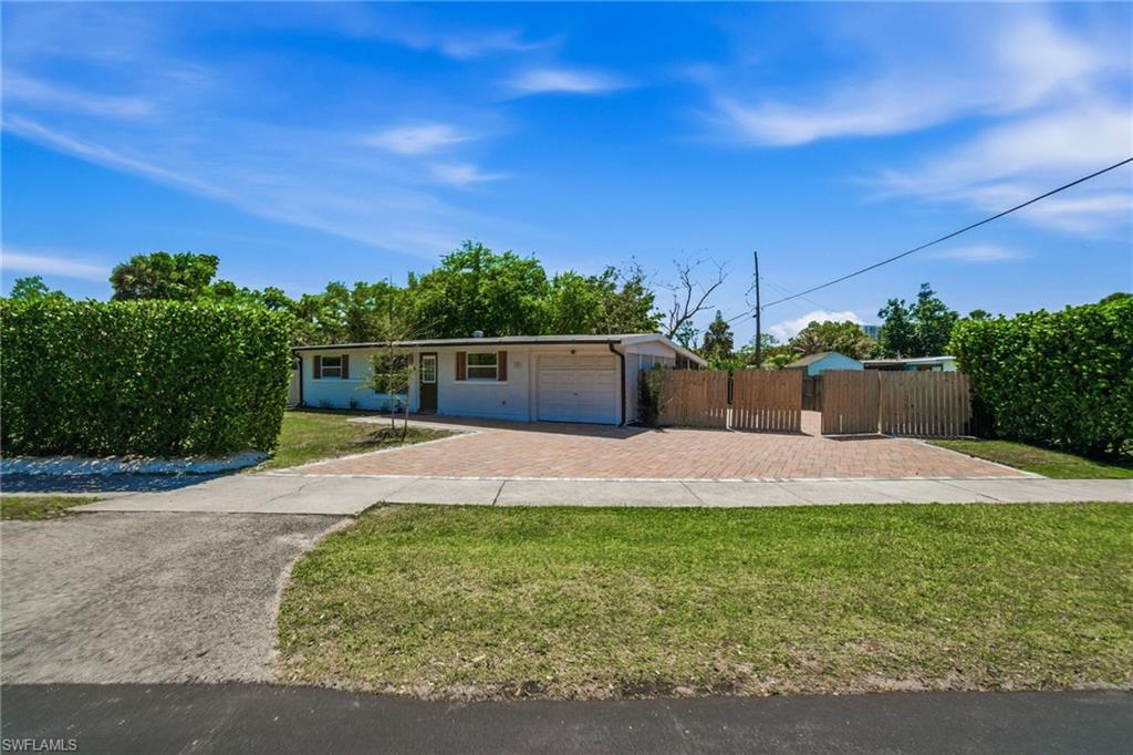 2300 Estey AVE
