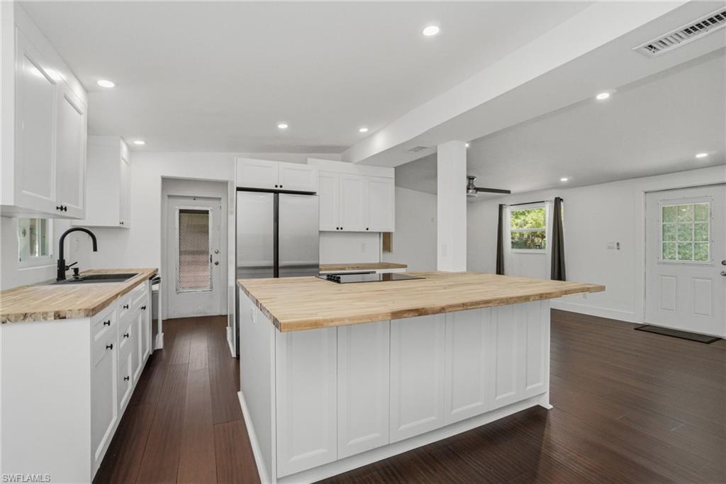 2300 Estey AVE