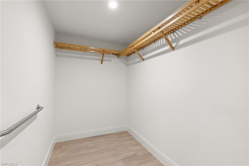 2178 Pine Woods CIR 25