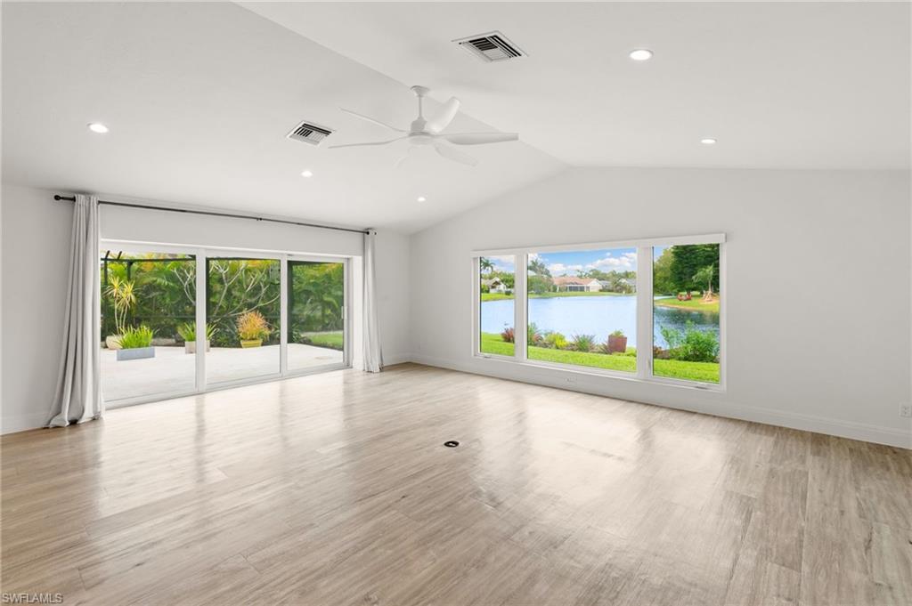 2178 Pine Woods CIR 25