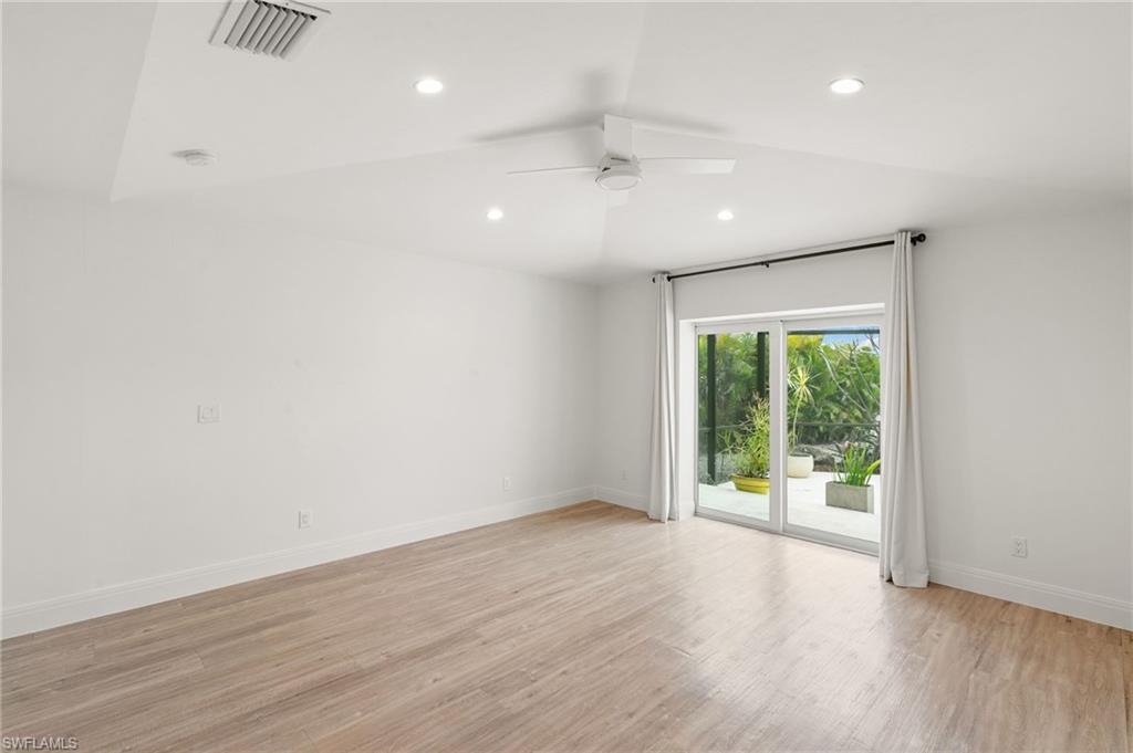 2178 Pine Woods CIR 25