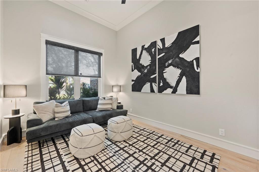 6625 NEW HAVEN CIR