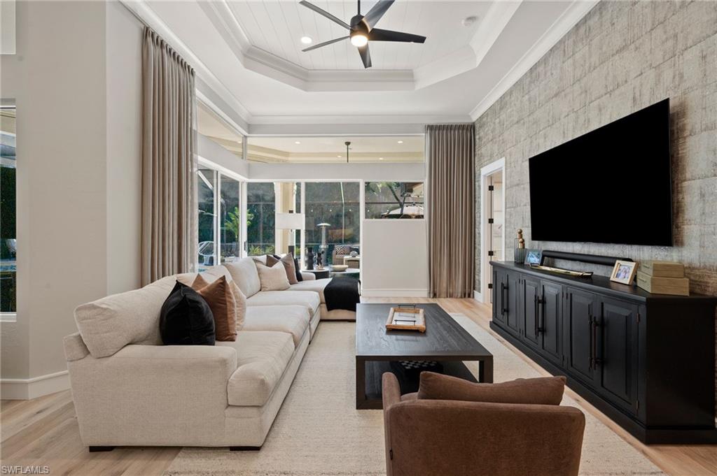 6625 NEW HAVEN CIR