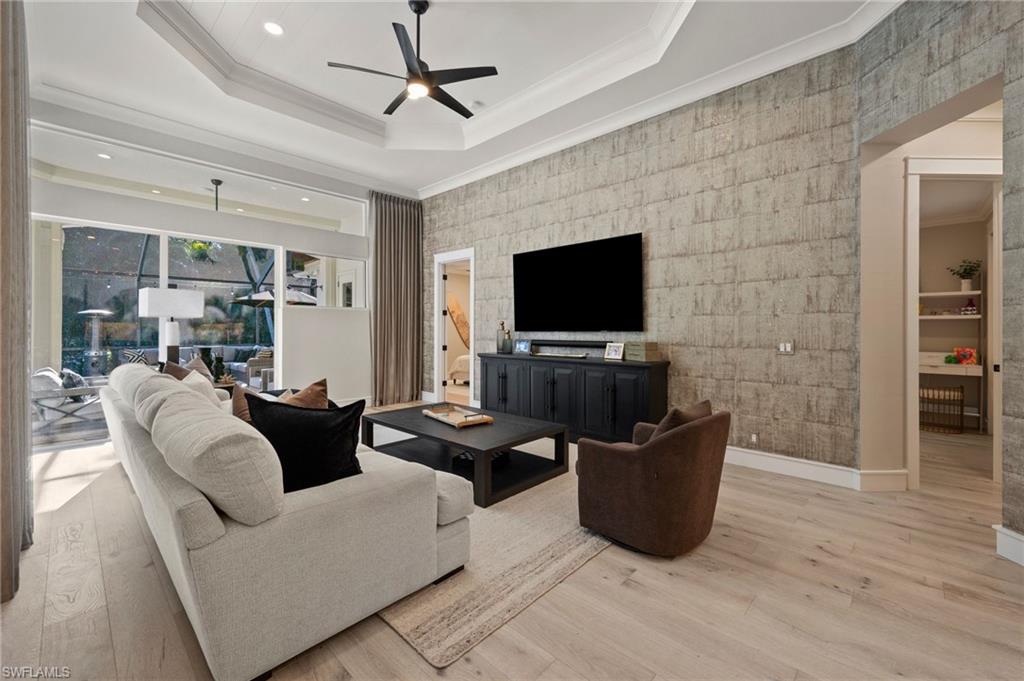 6625 NEW HAVEN CIR