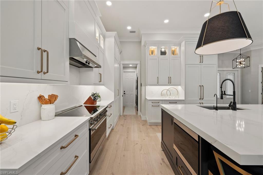 6625 NEW HAVEN CIR