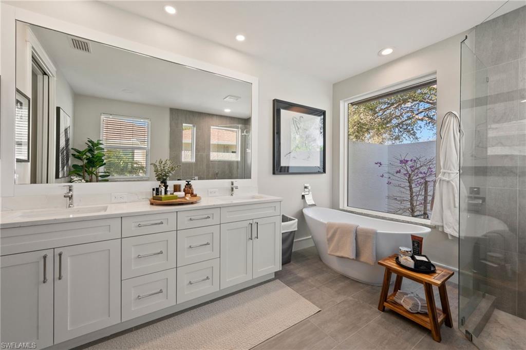 6625 NEW HAVEN CIR
