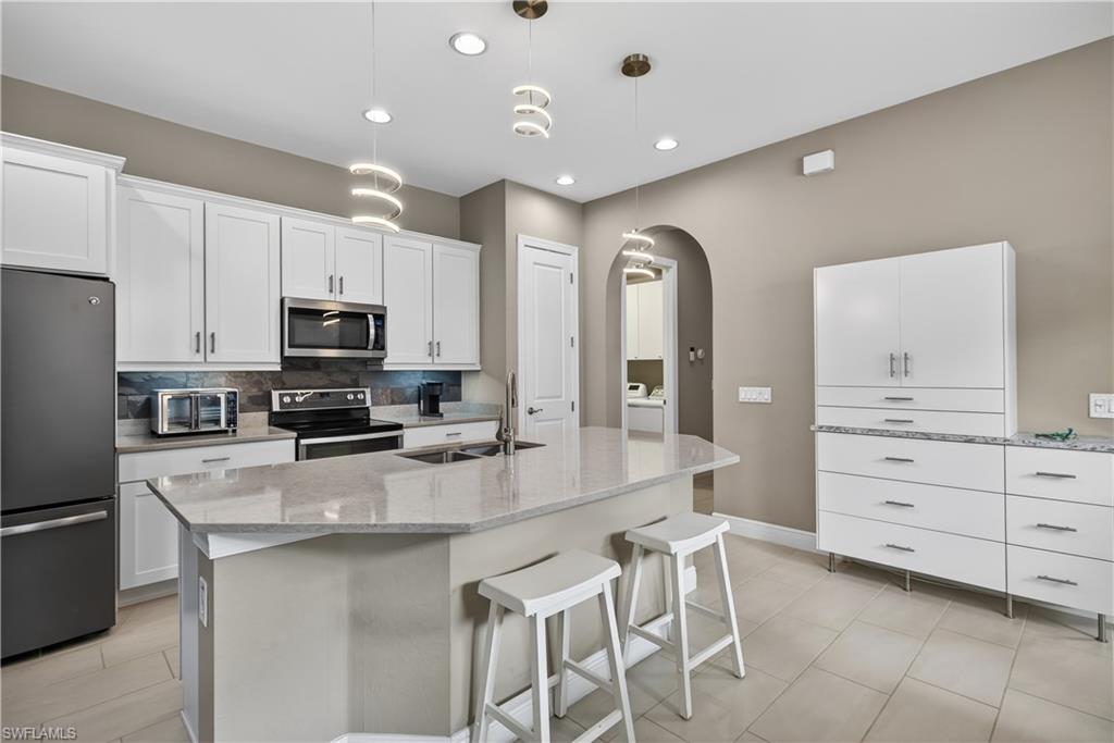 1310 Manado DR