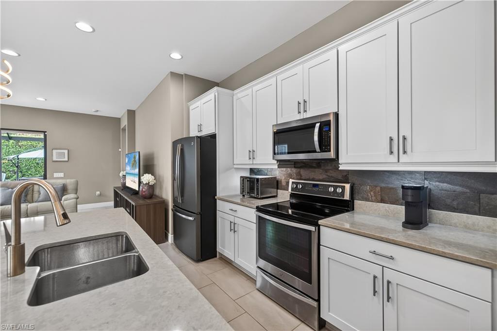 1310 Manado DR