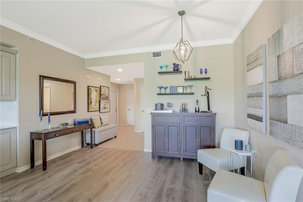 3485 LAUREL GREENS LN S 102