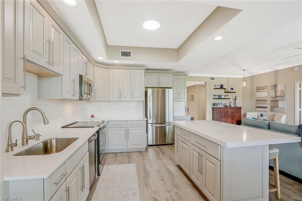 3485 LAUREL GREENS LN S 102