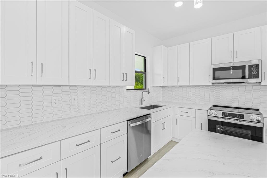 343 Pullman ST