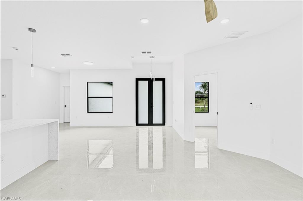 343 Pullman ST