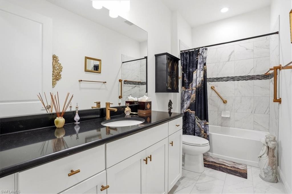 2318 Marquesa CIR