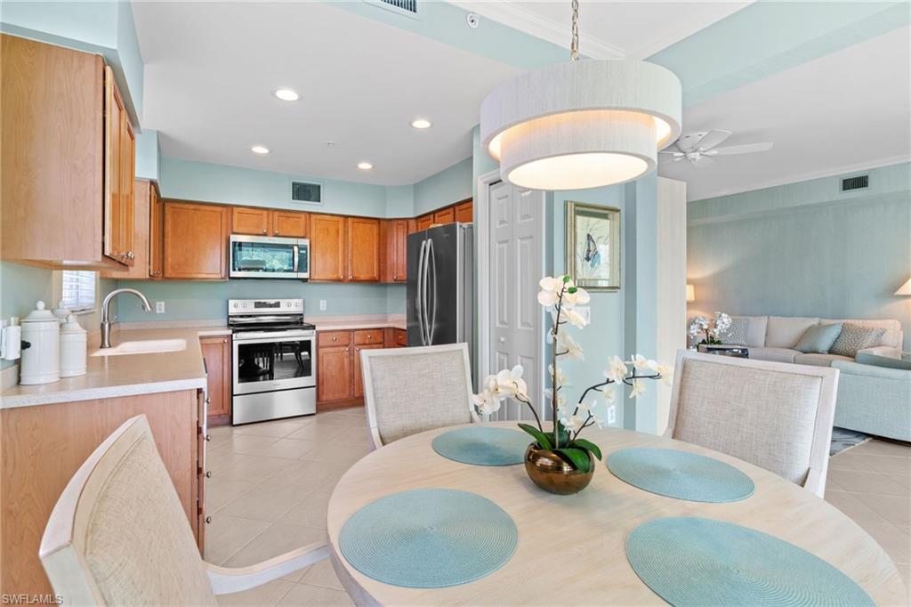 1595 Winding Oaks WAY 103