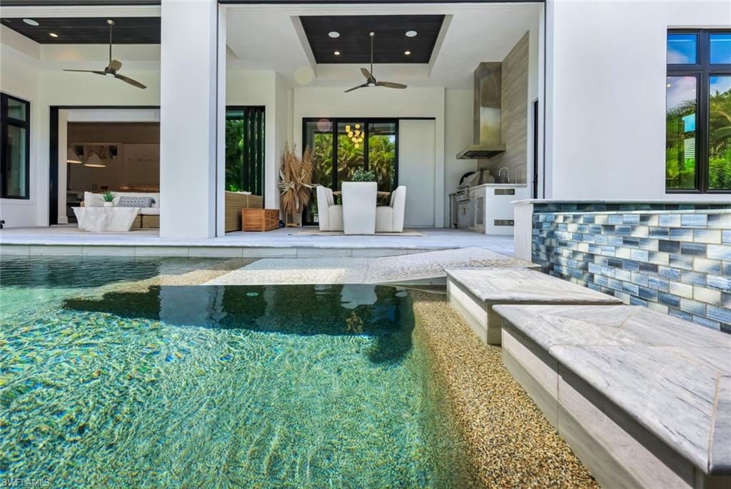 767 Park Shore DR