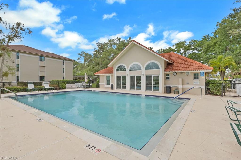 5784 Deauville CIR B302