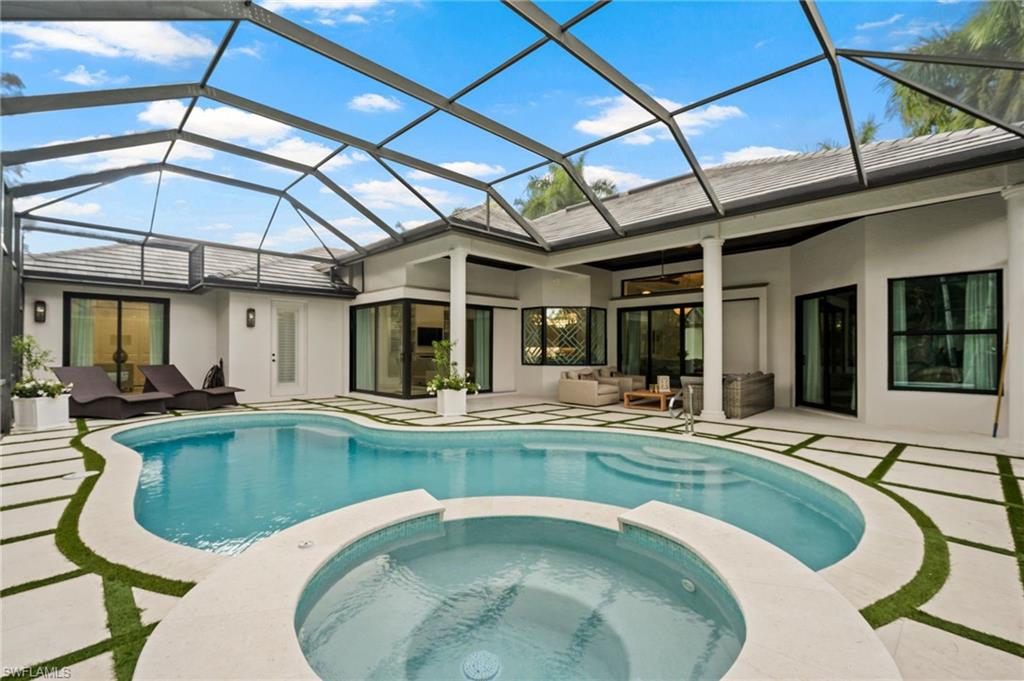 9833 Clear Lake CIR