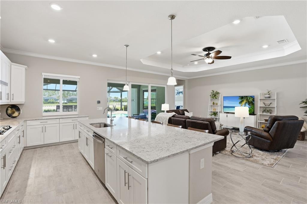 15248 Blue Bay CIR