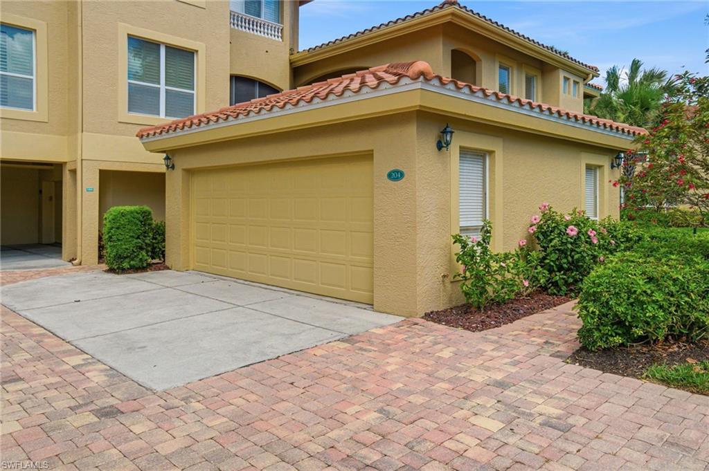 1835 Les Chateaux BLVD 204
