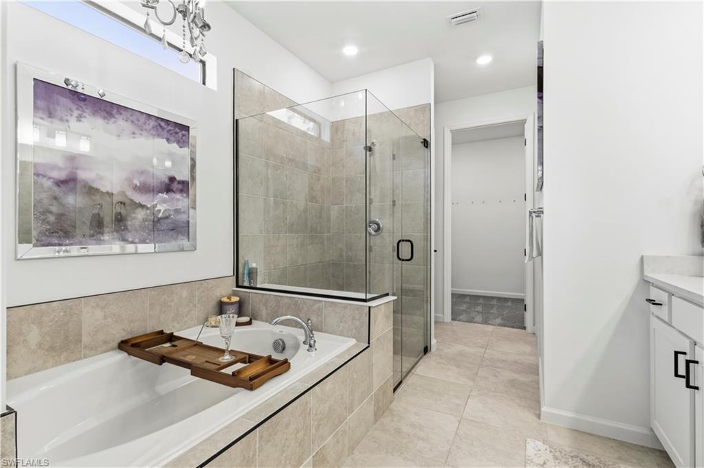 10475 Ventana LN