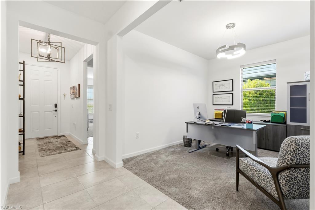 10475 Ventana LN