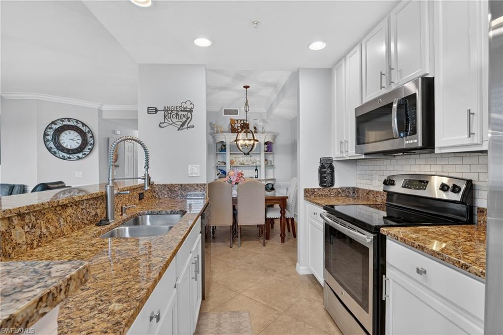 9513 Avellino WAY 2014