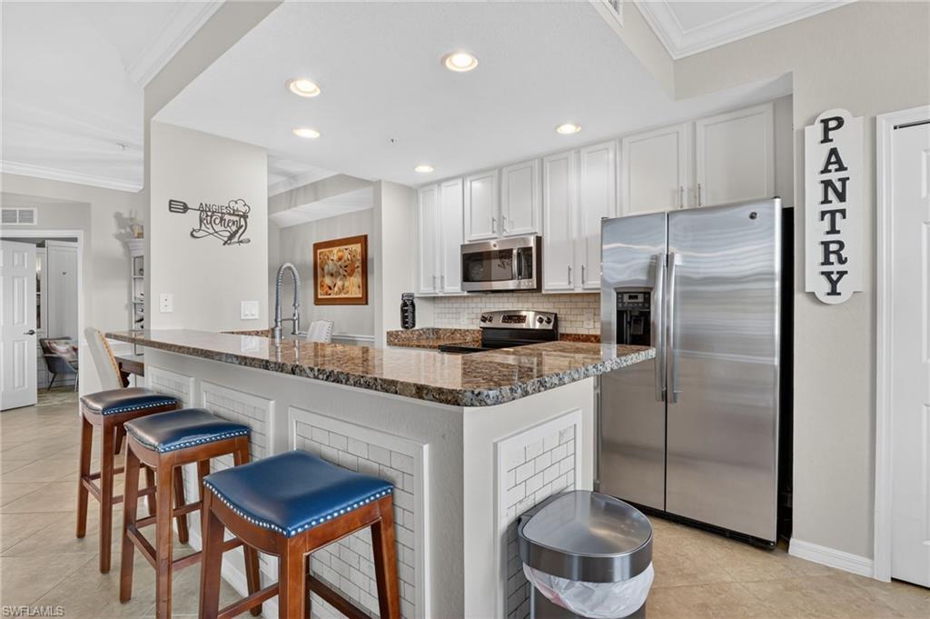 9513 Avellino WAY 2014