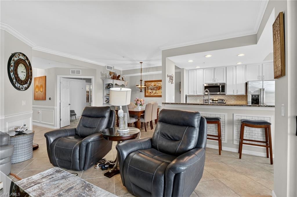 9513 Avellino WAY 2014