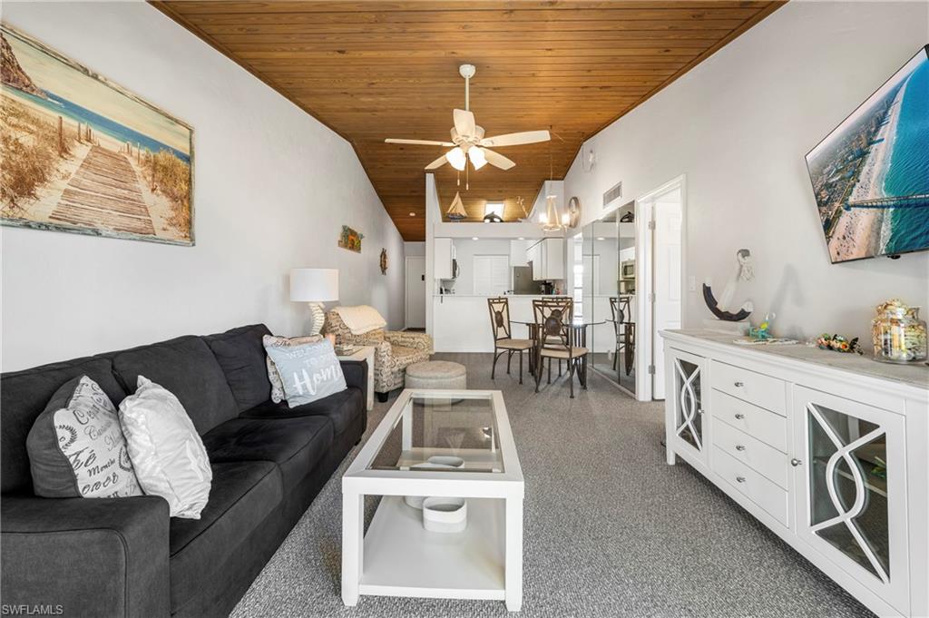 20 Greenbrier ST 3-205