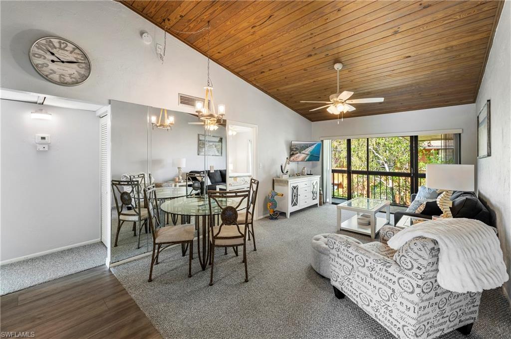 20 Greenbrier ST 3-205