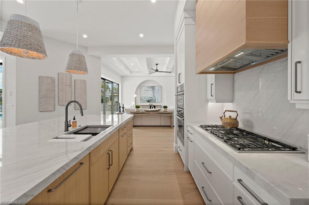 207 Monterey DR