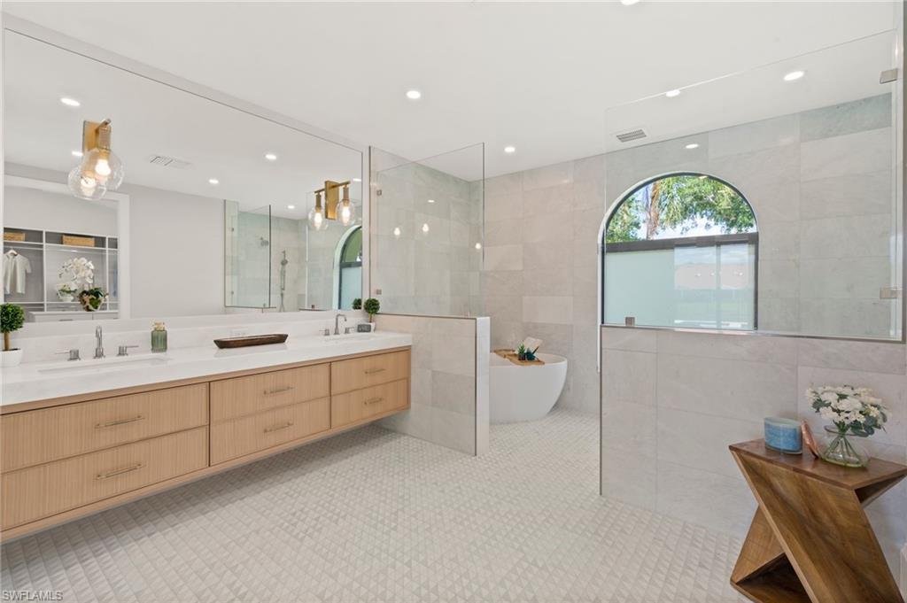 207 Monterey DR