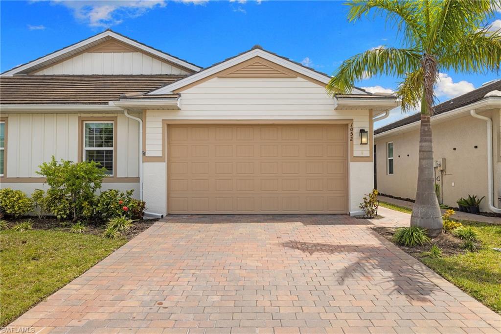 1052 Tranquil Brook DR