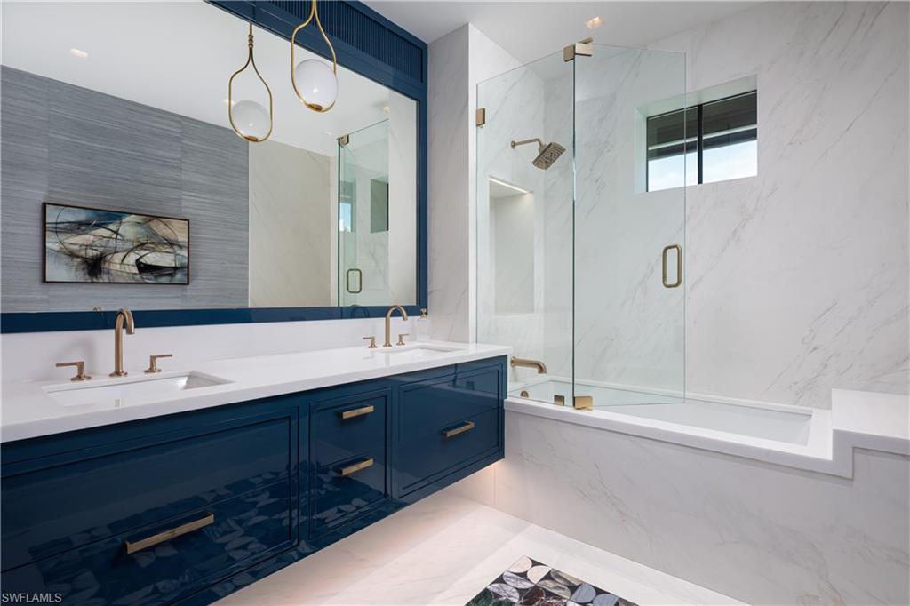 616 BOUGAINVILLEA RD